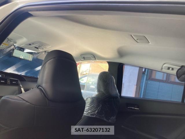 Toyota PRIUS 2019-07 8666749-9
