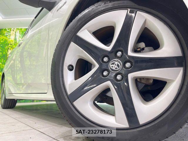 Toyota PRIUS 2019-01 8661020-12