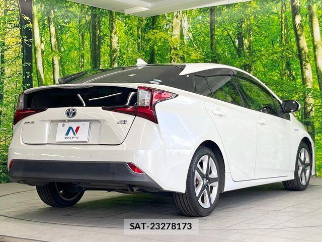 Toyota PRIUS 2019-01 8661020-16