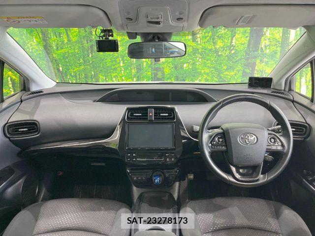 Toyota PRIUS 2019-01 8661020-1