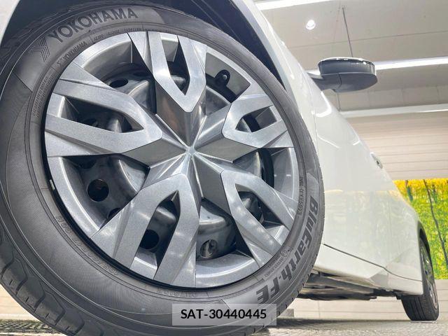 Toyota PRIUS 2024-01 8661007-12
