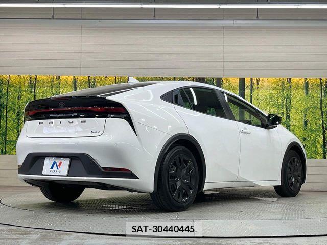 Toyota PRIUS 2024-01 8661007-16