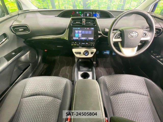 Toyota PRIUS 2016-06 8661028-1