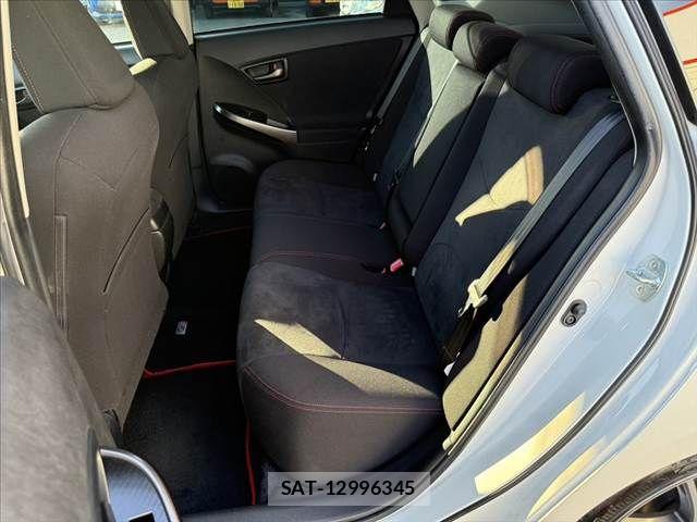 Toyota PRIUS 2013-10 8661050-18