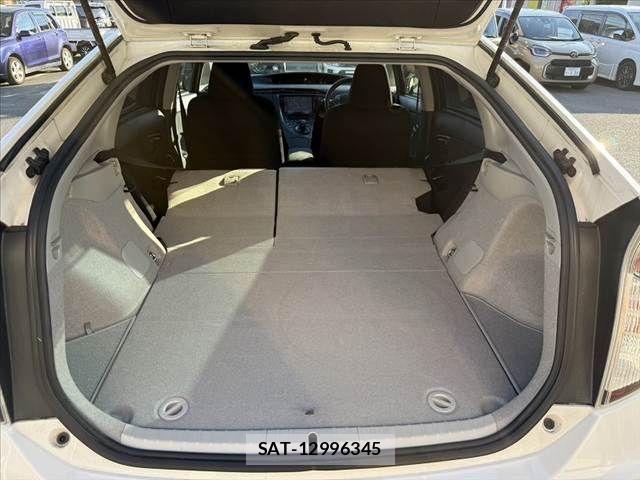 Toyota PRIUS 2013-10 8661050-20