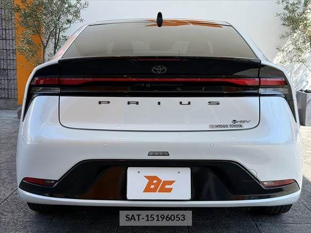 Toyota PRIUS 2025-02 8660998-11