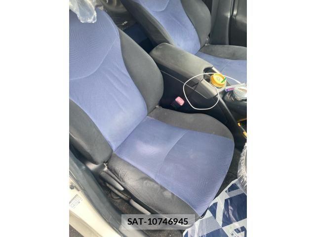 Toyota PRIUS 2012-01 8661072-16