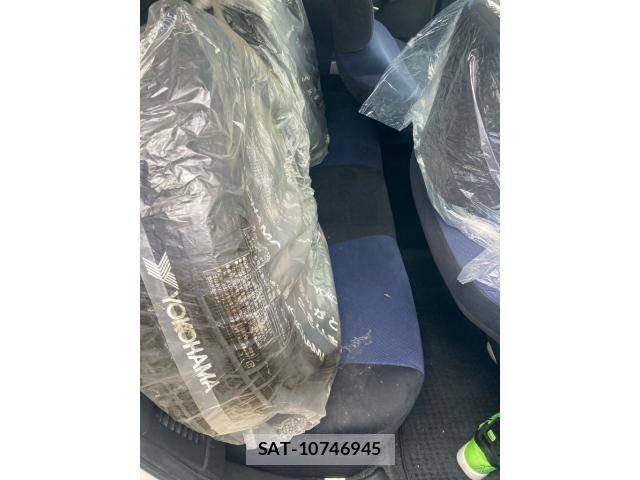 Toyota PRIUS 2012-01 8661072-17