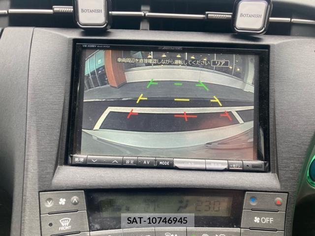 Toyota PRIUS 2012-01 8661072-27