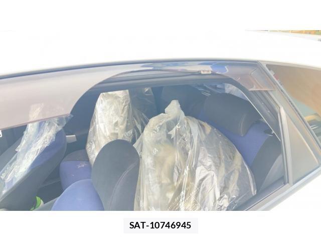 Toyota PRIUS 2012-01 8661072-28