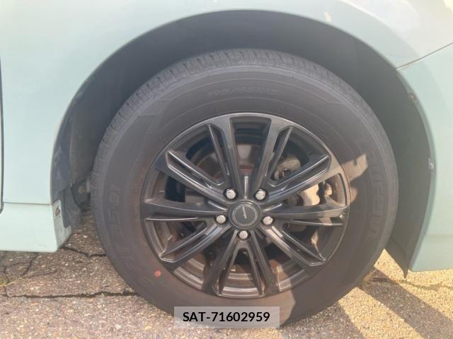 Toyota PRIUS 2010-04 8666761-6