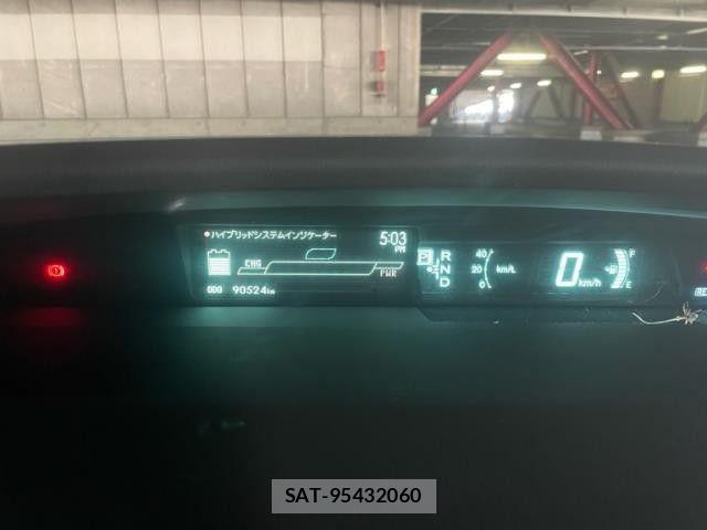 Toyota PRIUS 2011-10 8666754-8