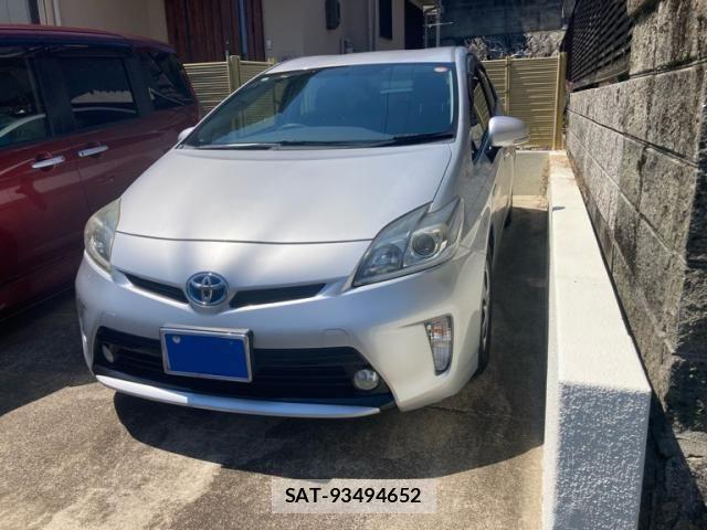 Toyota PRIUS 2015-09 8661099-1