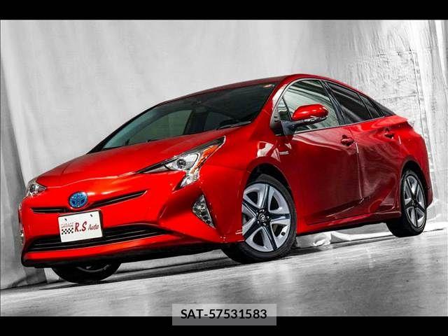 Toyota PRIUS 2017-02 8661019-2