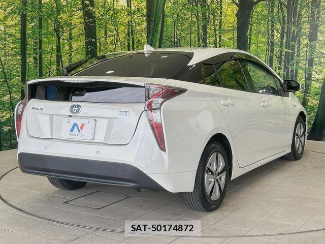 Toyota PRIUS 2016-07 8661017-16