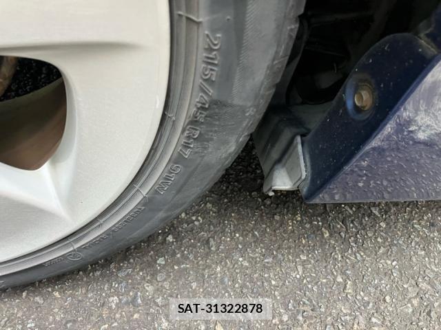 Toyota PRIUS 2010-06 8666758-9