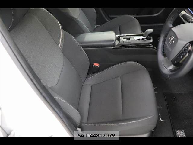 Toyota PRIUS 2023-03 8661006-10