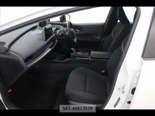 Toyota PRIUS 2023-03 8661006-11