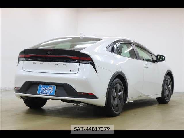 Toyota PRIUS 2023-03 8661006-18