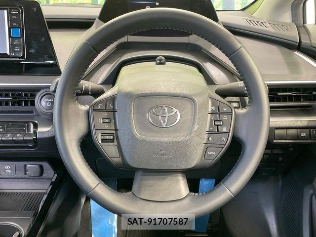 Toyota PRIUS 2023-04 8661004-11