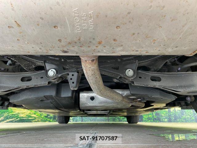 Toyota PRIUS 2023-04 8661004-19