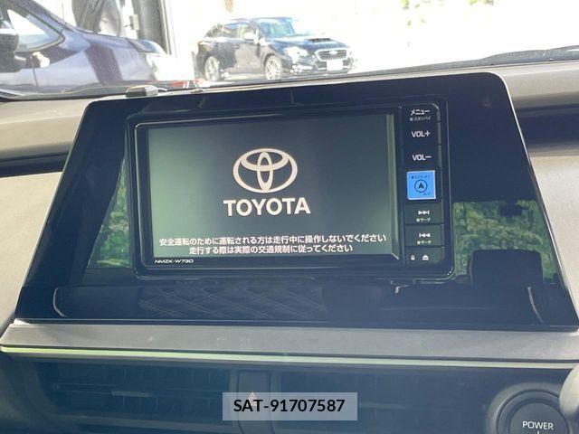Toyota PRIUS 2023-04 8661004-3