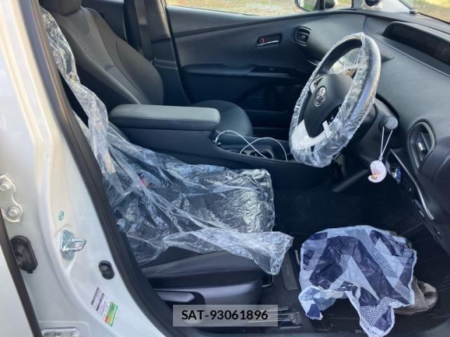Toyota PRIUS 2016-05 8661060-9