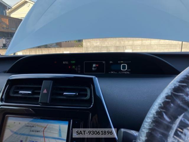 Toyota PRIUS 2016-05 8661060-18