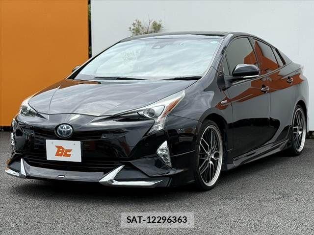 Toyota PRIUS 2017-09 8661038-9