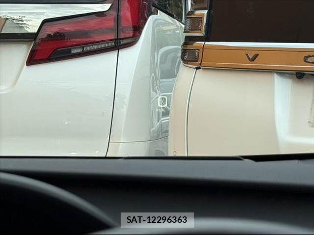 Toyota PRIUS 2017-09 8661038-29