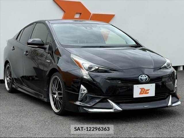 Toyota PRIUS 2017-09 8661038-7