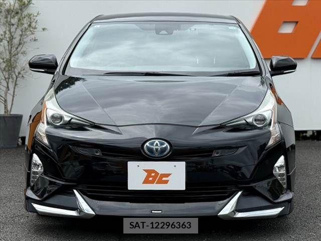 Toyota PRIUS 2017-09 8661038-8
