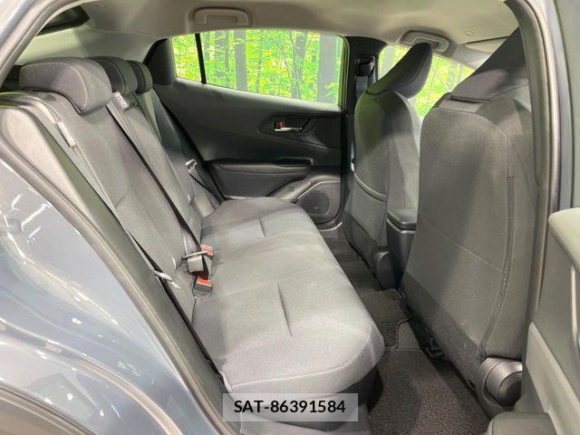 Toyota PRIUS 2025-04 8661003-8