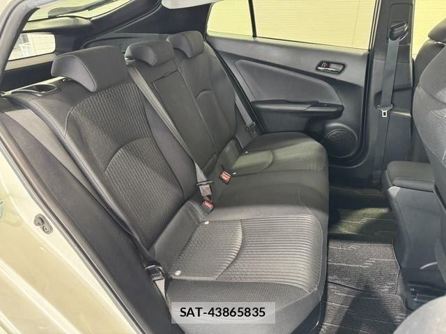 Toyota PRIUS 2016-04 8666746-9