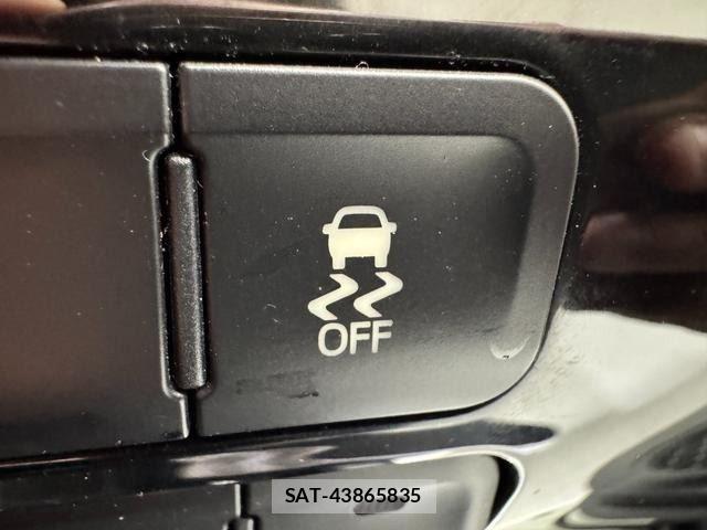 Toyota PRIUS 2016-04 8666746-23