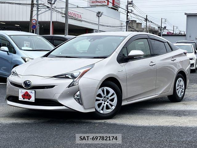 Toyota PRIUS 2018-06 8661024-0