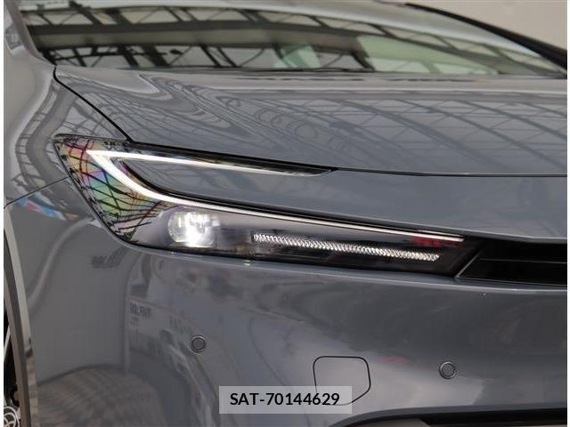 Toyota PRIUS 2023-10 8660999-26
