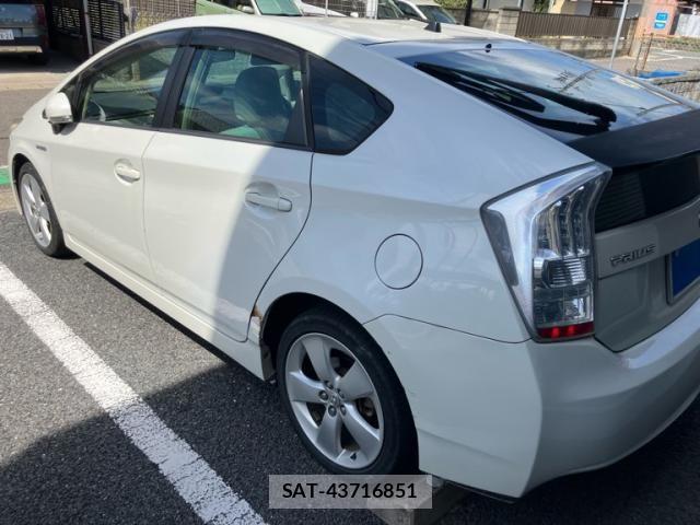 Toyota PRIUS 2010-03 8661094-3
