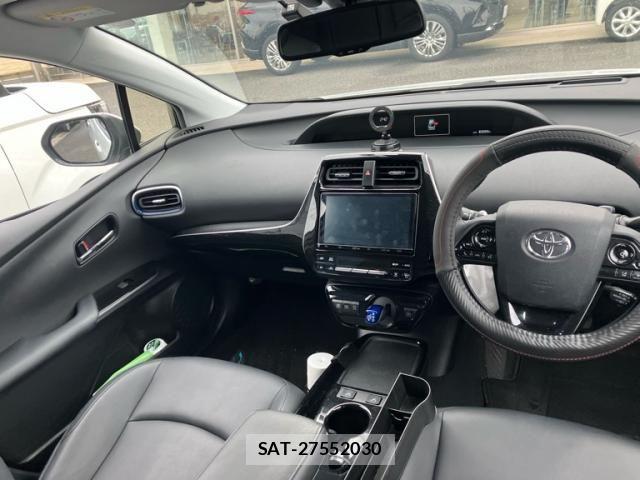 Toyota PRIUS 2021-03 8661023-7