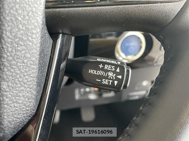 Toyota PRIUS 2020-03 8666745-16