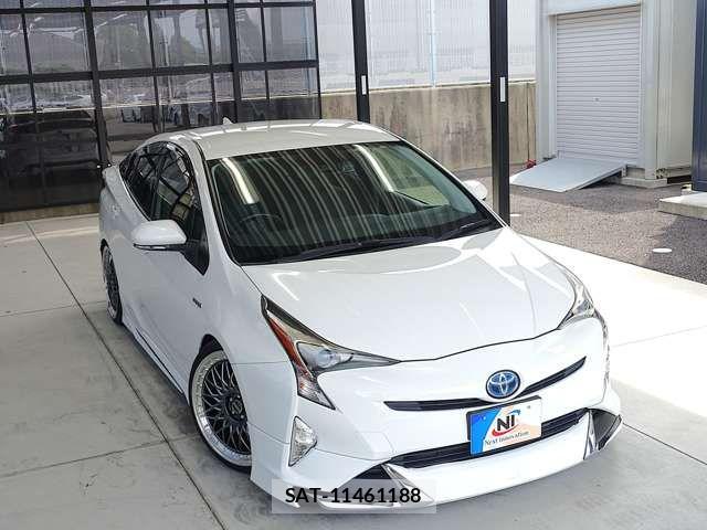 Toyota PRIUS 2016-12 8661015-12