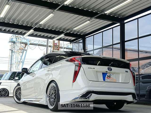 Toyota PRIUS 2016-12 8661015-16
