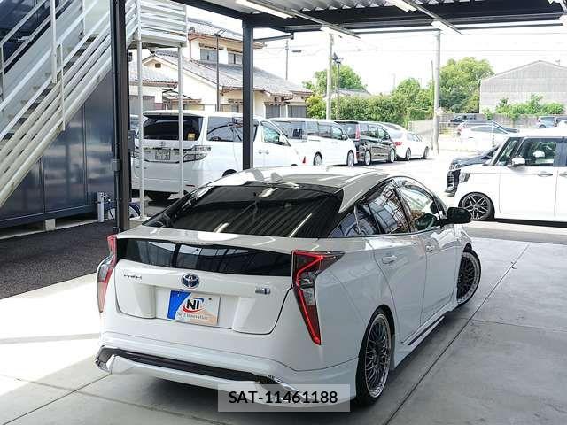 Toyota PRIUS 2016-12 8661015-7