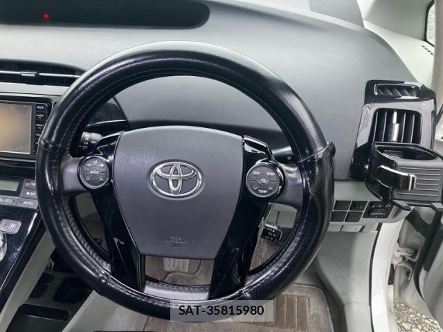 Toyota PRIUS 2010-03 8666760-16
