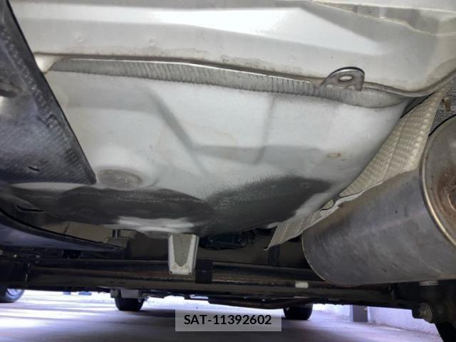 Toyota PRIUS 2005-11 8661083-9