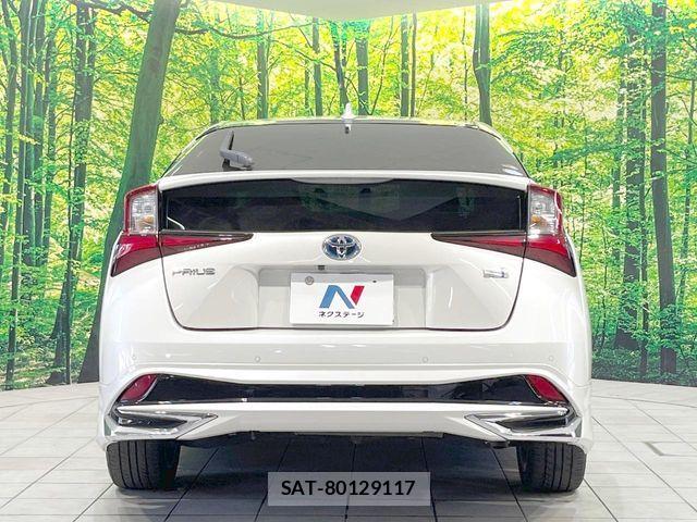 Toyota PRIUS 2019-03 8661012-14