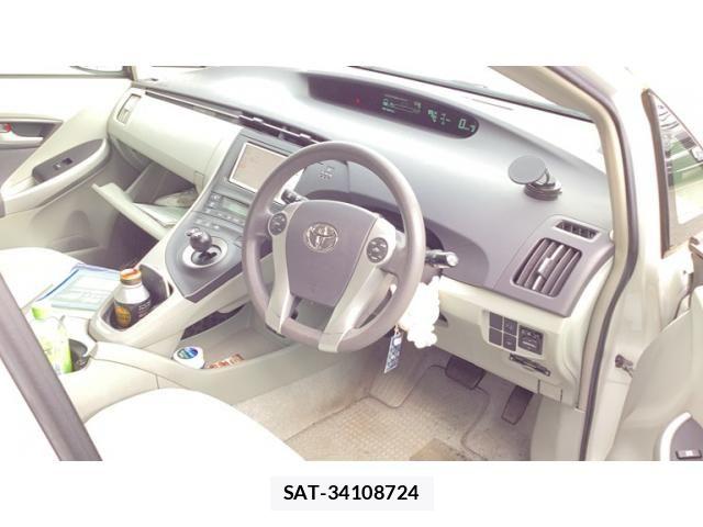 Toyota PRIUS 2009-09 8661077-6