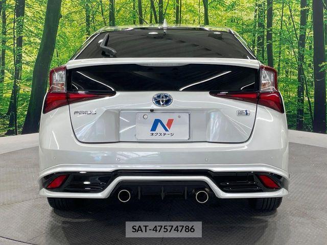 Toyota PRIUS 2020-12 8661008-15