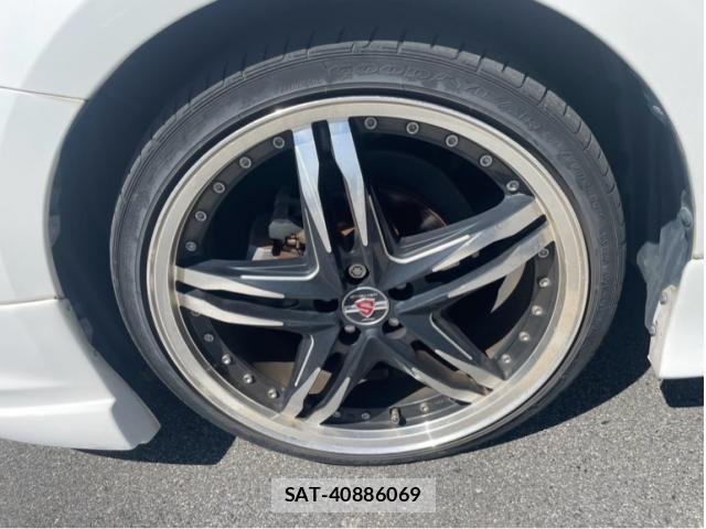 Toyota PRIUS 2016-06 8661040-10