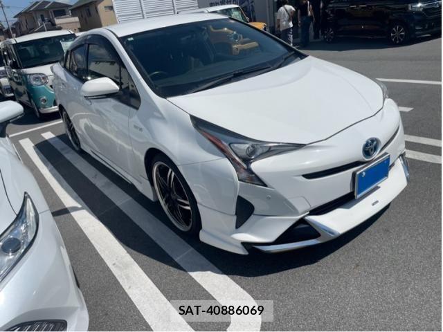 Toyota PRIUS 2016-06 8661040-2